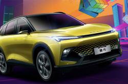 中国人保携手镇江北汽鹏龙汽车购车嘉年华