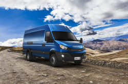 中国人保携手陕西中意南京依维柯汽车购车嘉年华