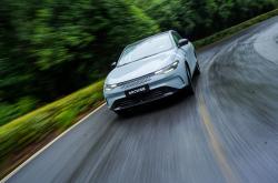 中国人保携手泸州科莱特汽车纳溪分公司购车嘉年华