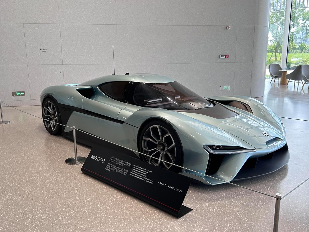 蔚来ET9百万纪念限量版上市 售价81.80万起