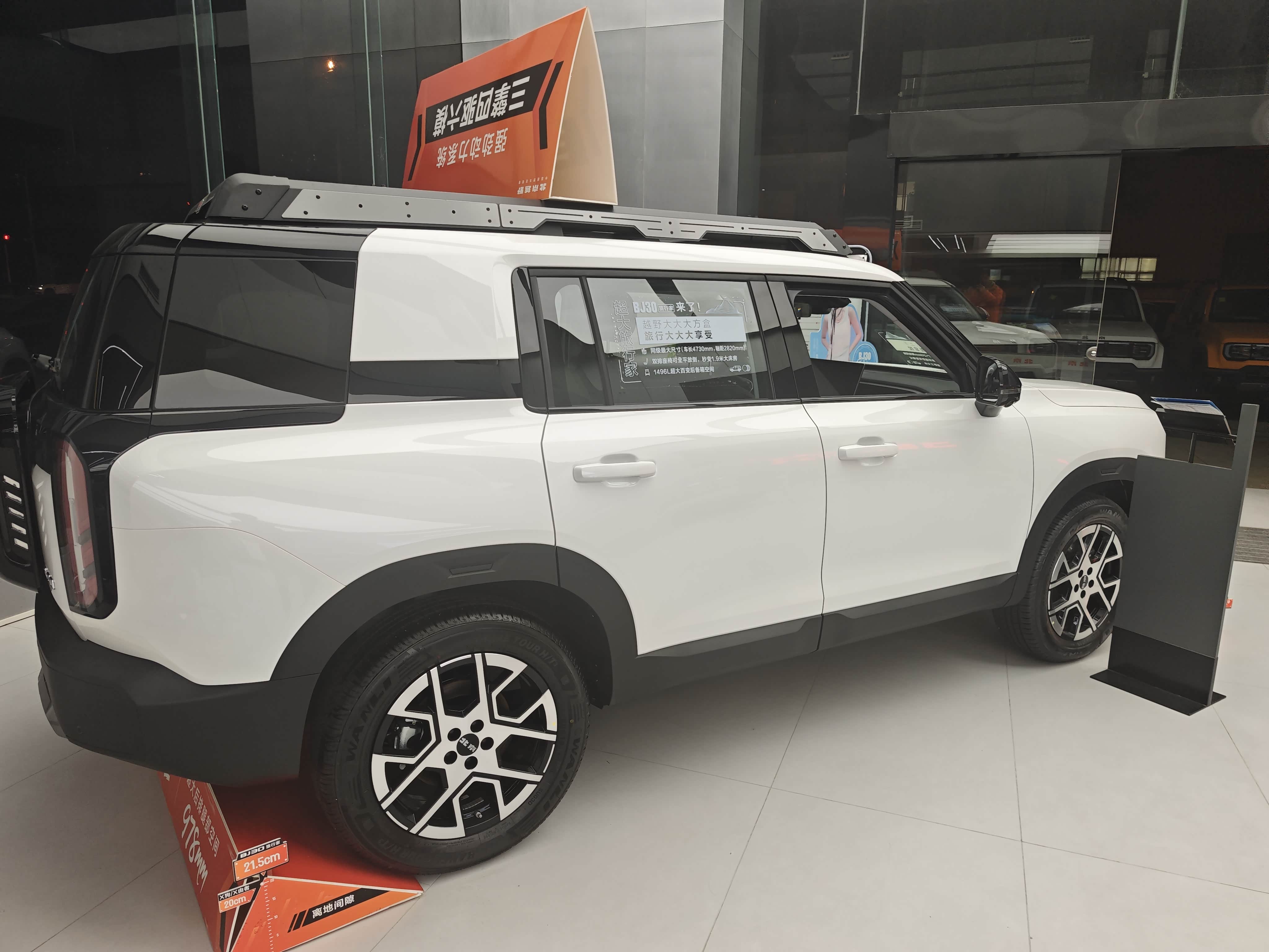 想要个性又硬朗的SUV?看看10万出头的BJ30